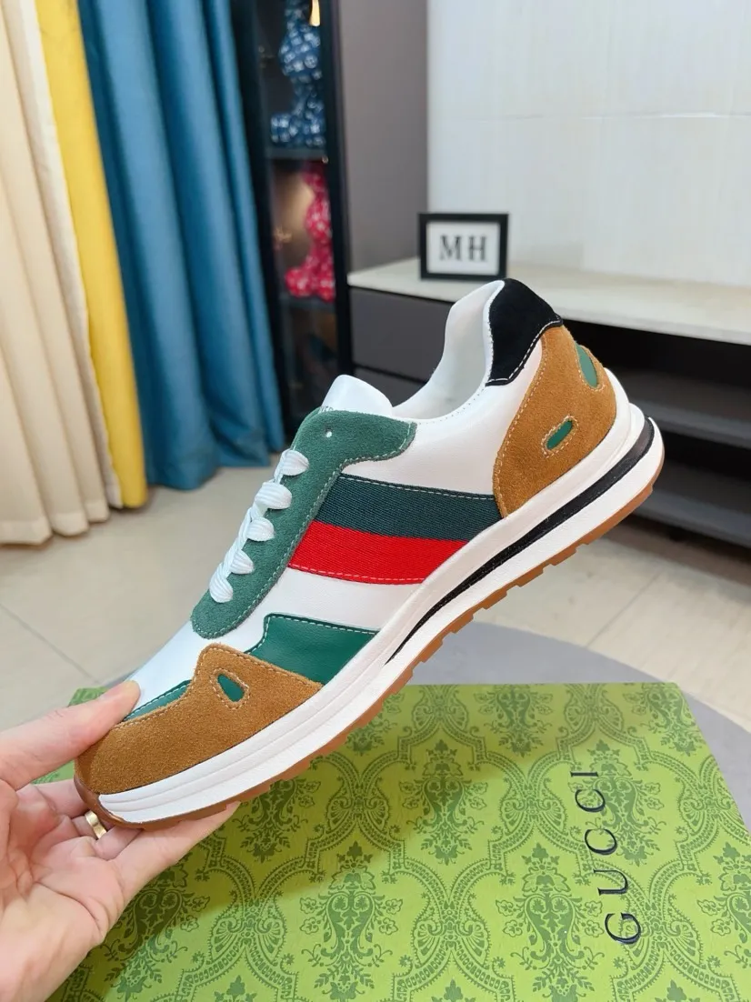 Men's shoes 💰420🌸🌸[GUCCI] Gucci's new spring and summer slip-on loafers with cartoon characters, Fendi F's low-cut trendy men's shoes, 😈The upper is made of Italian 🇮🇹 imported sheep suede with Lafayette embroidered leather, full pigskin lining, original rubber non-slip outsole! The style is high-profile and elegant, and the upper is versatile and fashionable. 🇱🇾🇱🇾A large number of ready-made and reposted pictures will be sold! 38-44,